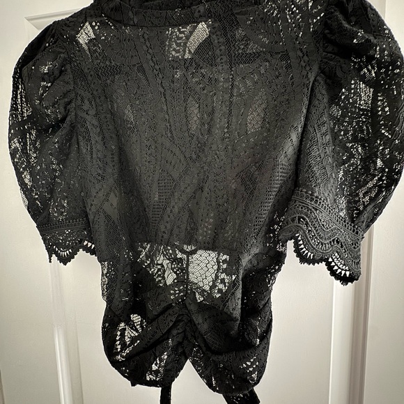 Elegant Black Lace Top - Picture 4 of 10